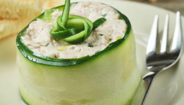 Recetas fáciles con atún: timbal de zucchini y crema de atún – Día a día